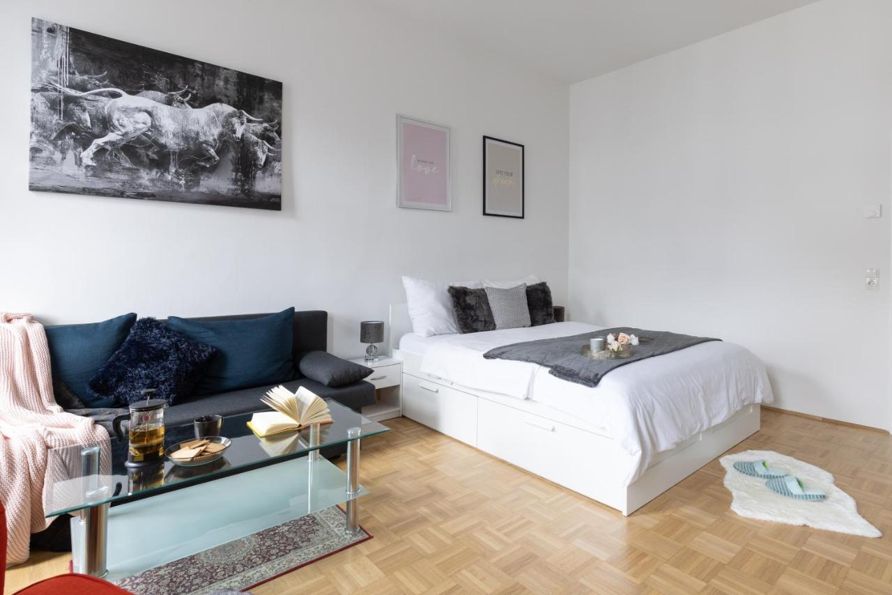 Yeshello Vienna Central Station Apartment Exterior photo