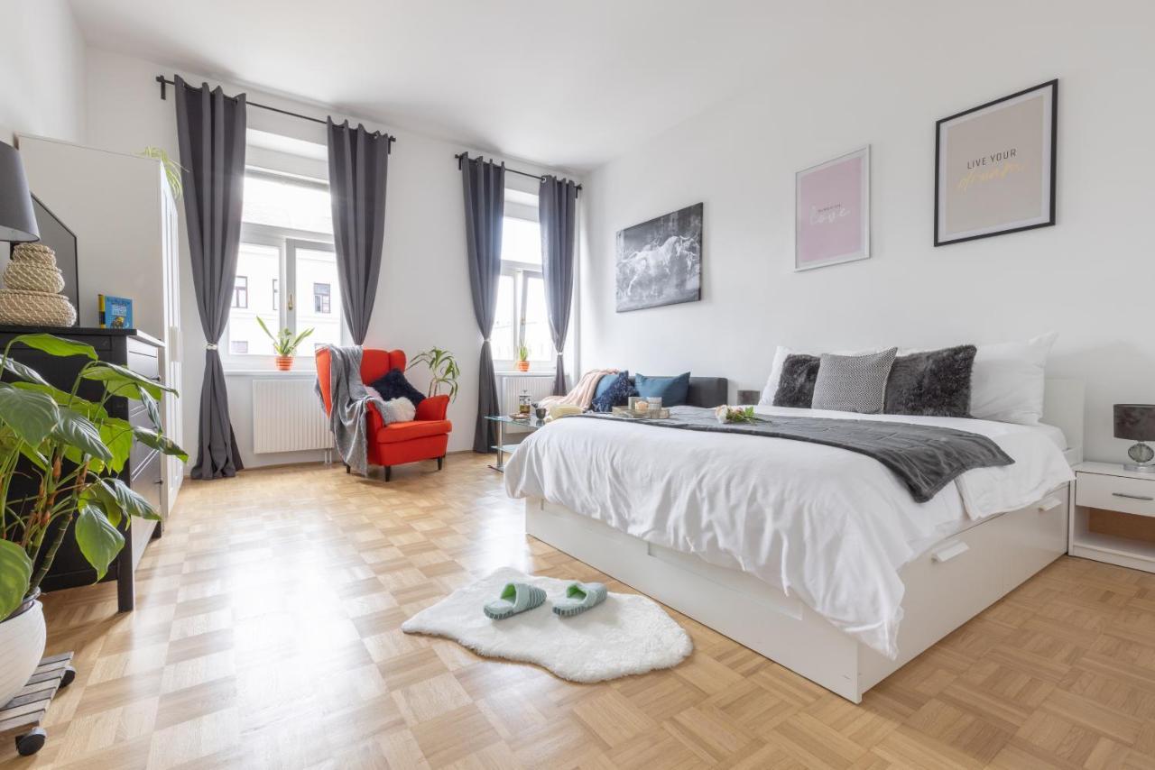 Yeshello Vienna Central Station Apartment Exterior photo