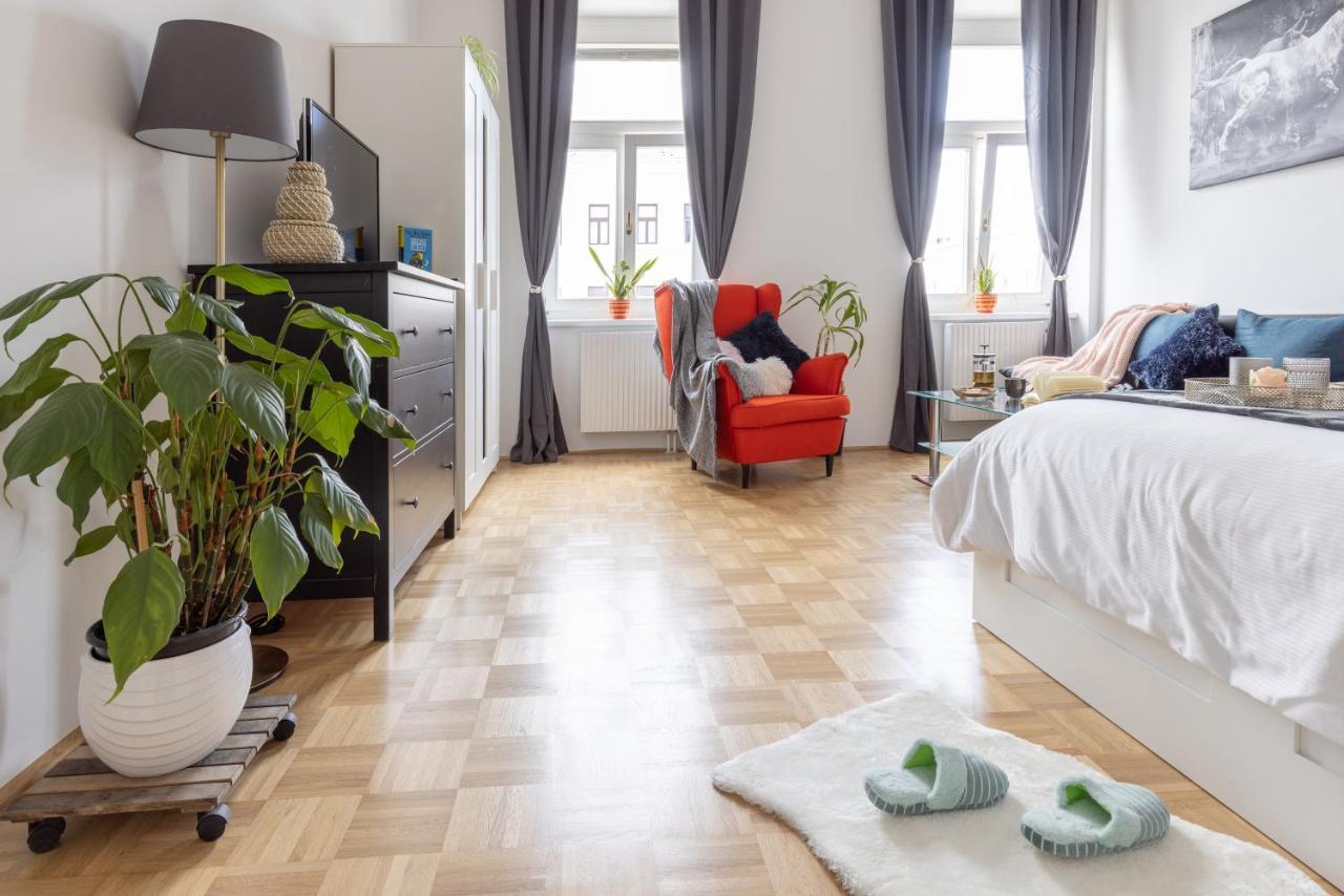 Yeshello Vienna Central Station Apartment Exterior photo