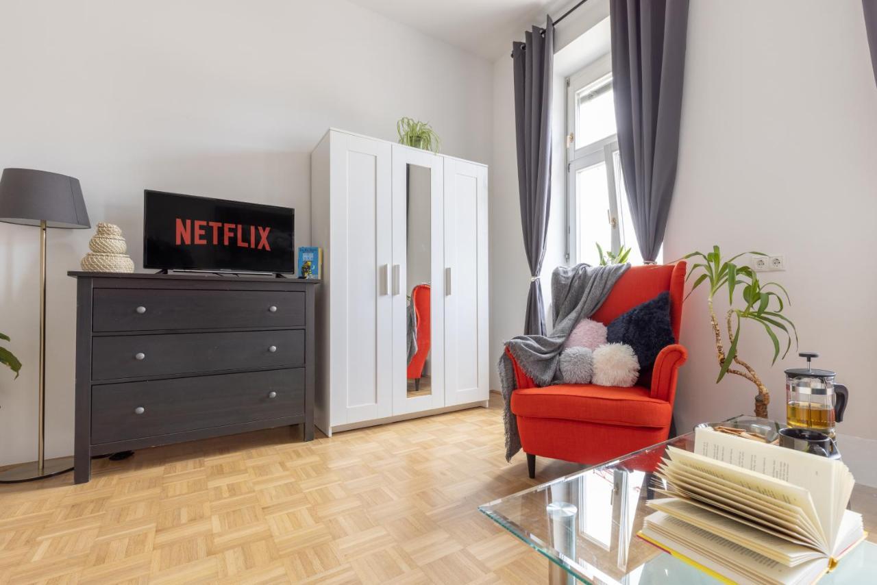 Yeshello Vienna Central Station Apartment Exterior photo