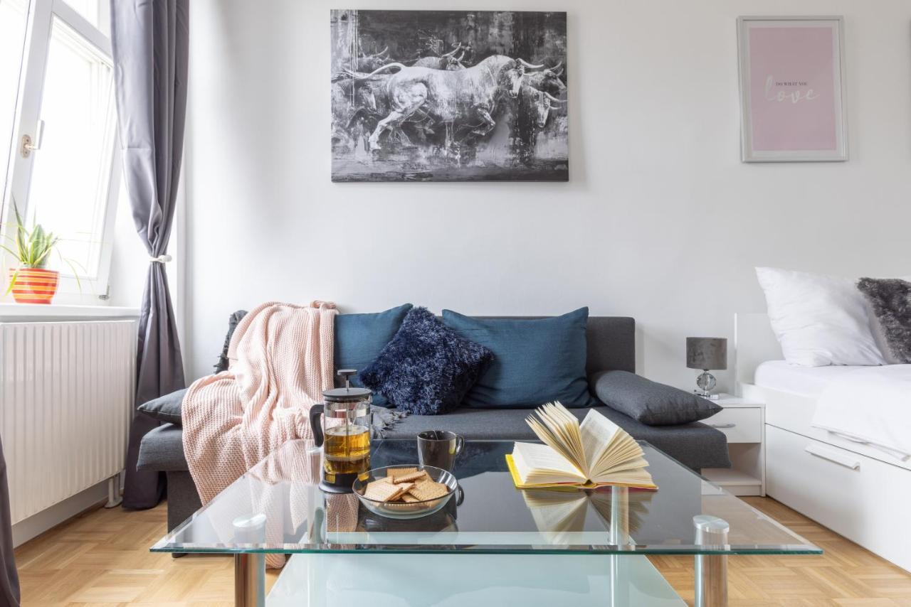Yeshello Vienna Central Station Apartment Exterior photo