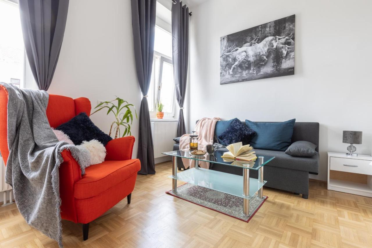 Yeshello Vienna Central Station Apartment Exterior photo