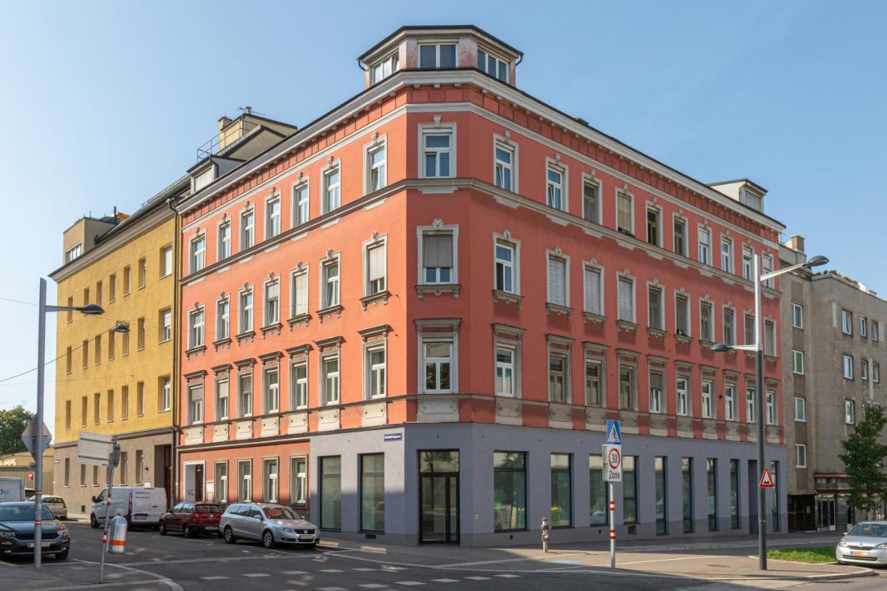 Yeshello Vienna Central Station Apartment Exterior photo